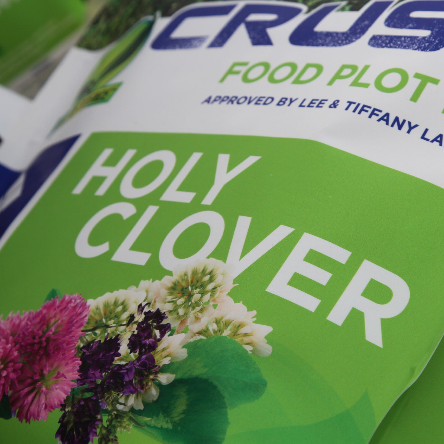 Close view of the CRUSH Holy Clover bag